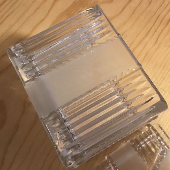 Vintage Clear Lead Crystal Present Trinket Box with Bow - Picture 7 of 10